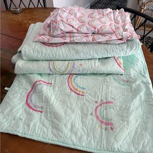 Pottery Barn Kids, full/queen comforter, euro sham and twin sheets. Barely used.